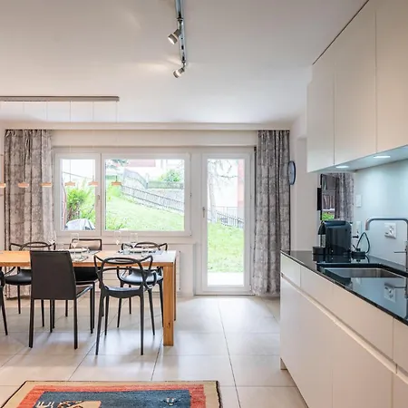 Tidu Modern Chic Stylish Appartement *